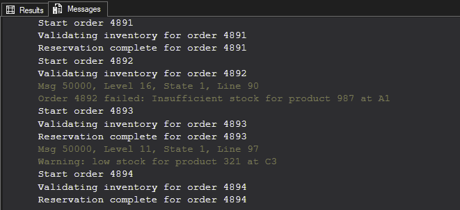 SSMS Dark — messages and errors (Simulated Color Blindness)